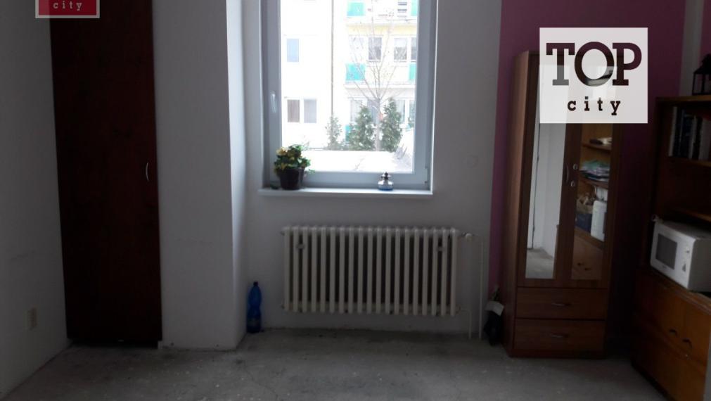 Kancelárske,priestory na prenájom, Poprad za OC Výkrik,60 m2.