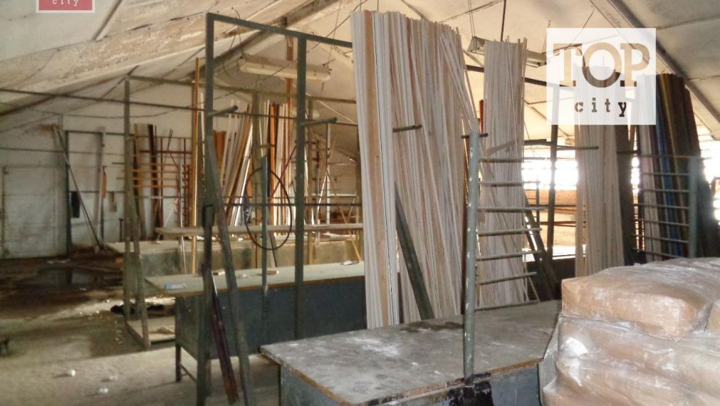 Prenájom  Kežmarok,komerčný objekt 8038 m2,zastavaná plocha 2 986 m2,