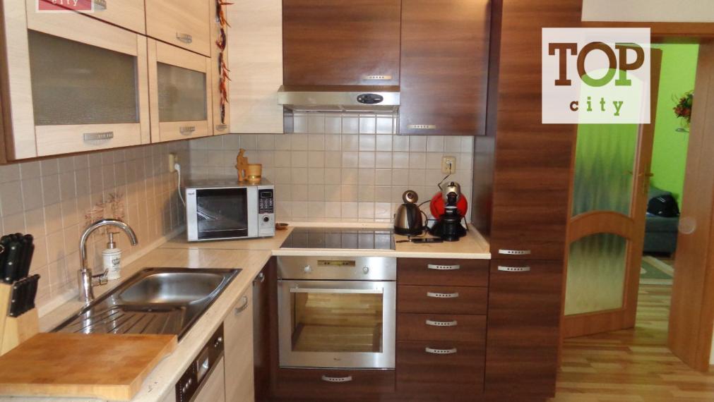 Predaj Vysoké Tatry -  2 izbový apartmán 60 m2 s veľkou terasou.