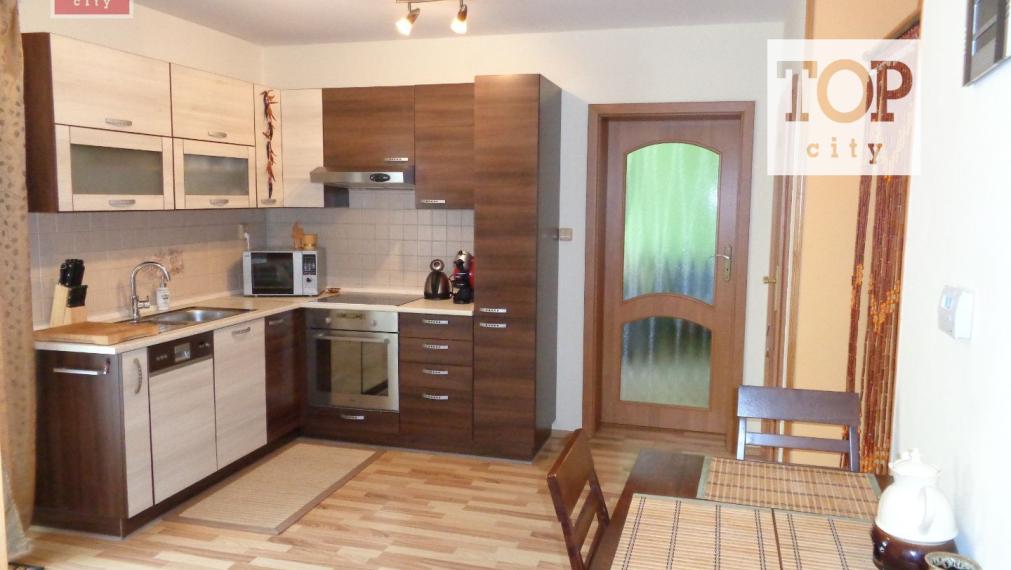 Predaj Vysoké Tatry -  2 izbový apartmán 60 m2 s veľkou terasou.