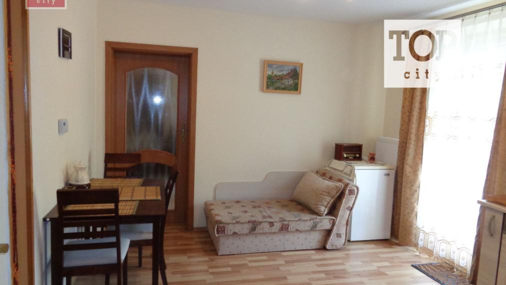 Predaj Vysoké Tatry -  2 izbový apartmán 60 m2 s veľkou terasou.