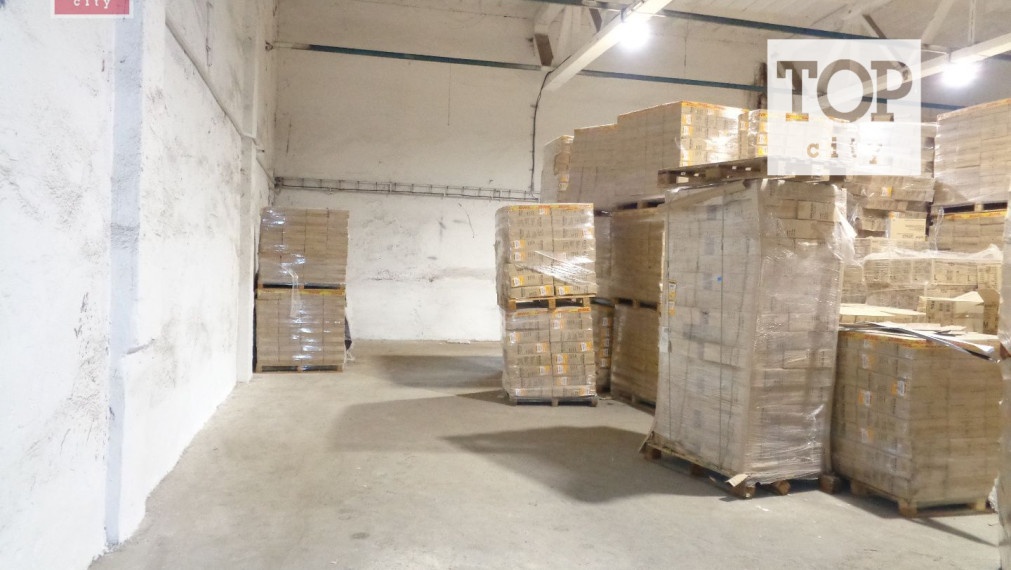 Prenájom sklad, Poprad,ul Teplická ,289 m2.