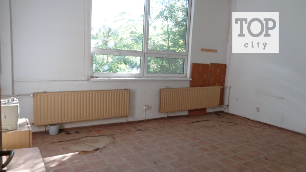 Prenájom Svit ,sklad - výrobná hala 436 m2.