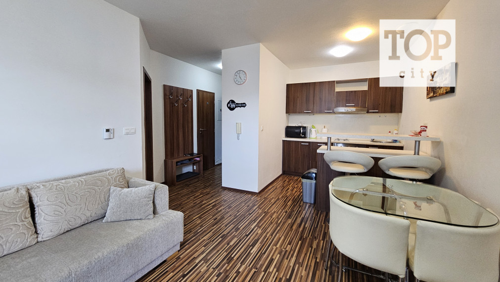 NA PREDAJ: MODERNÝ 2 IZBOVÝ APARTMÁN VO VEĽKEJ LOMNICI