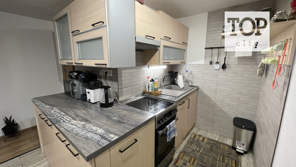 EXKLUZÍVNE NA PREDAJ RODINNÝ DOM V ŽAKOVCIACH