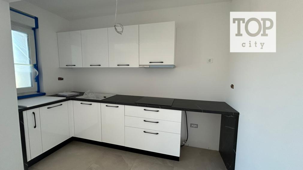 NA PREDAJ: LUXUSNÉ 3IZBOVÉ APARTMÁNY V CHORVÁTSKU