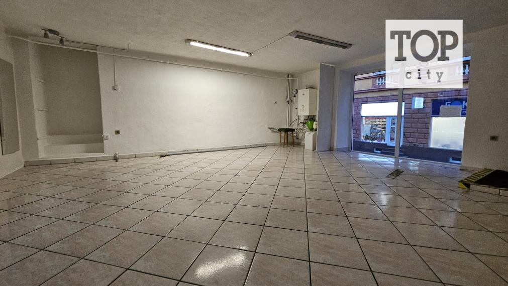 NA PRENÁJOM: OBCHODNÉ PRIESTORY A KANCELÁRIE V CENTRE POPRADU