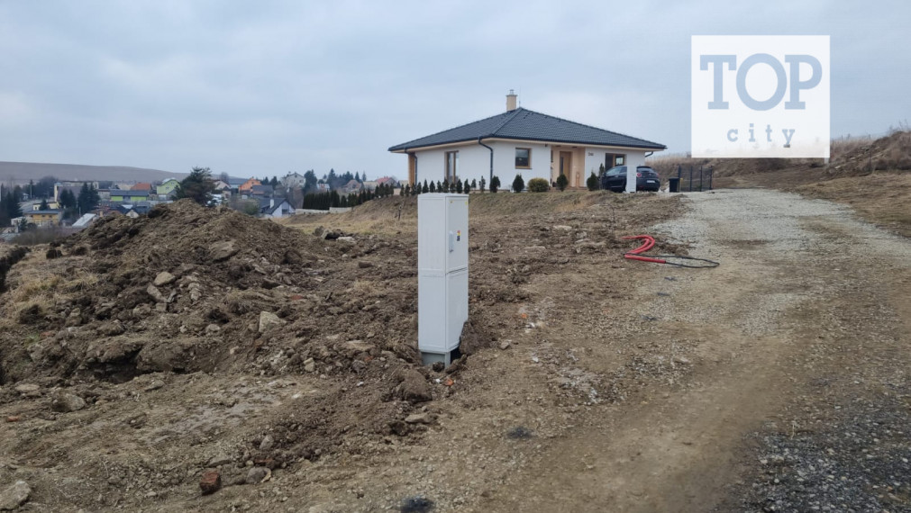 NA PREDAJ: STAVEBNÝ POZEMOK V ŽAKOVCIACH