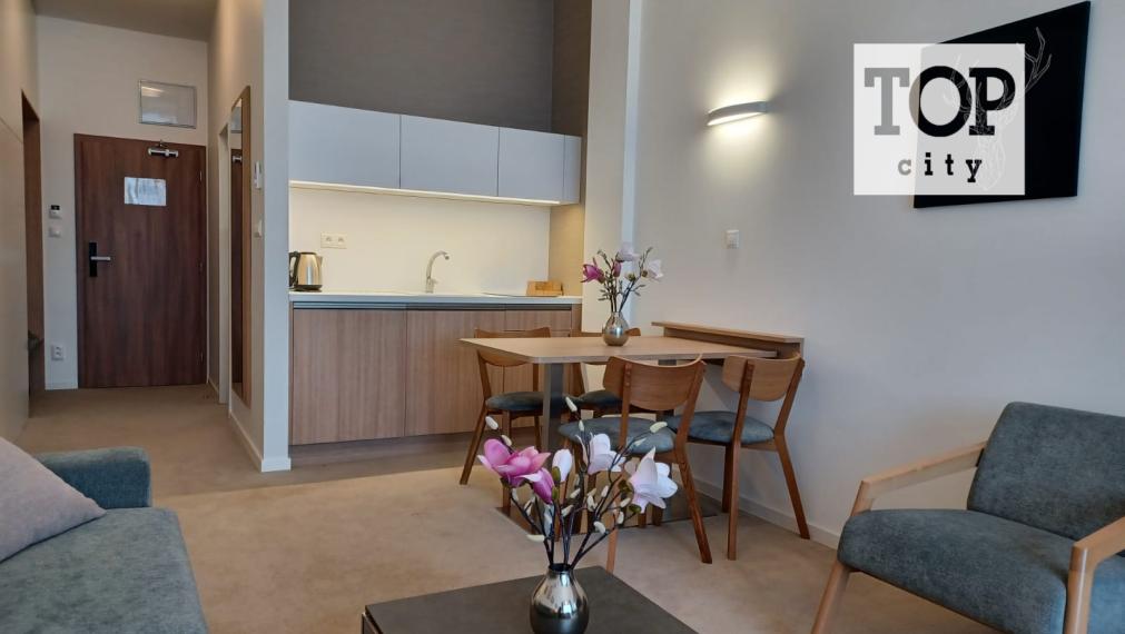 NA PREDAJ: MODERNÝ APARTMÁN - HREBIENOK REZORT STARÝ SMOKOVEC