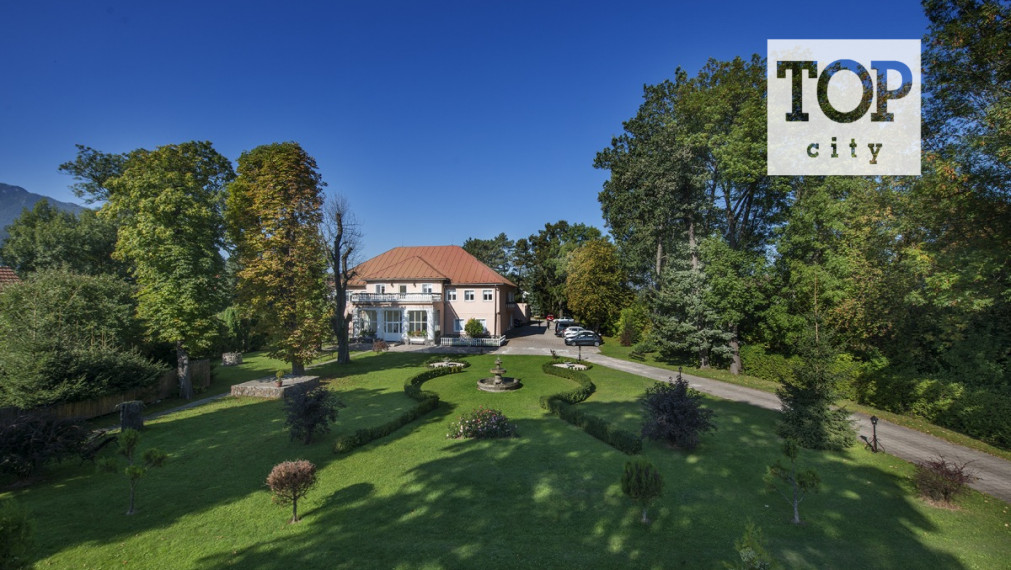 EXKLUZÍVNE Predaj Liptovský Ján, Hotel Svätojánsky kaštieľ.