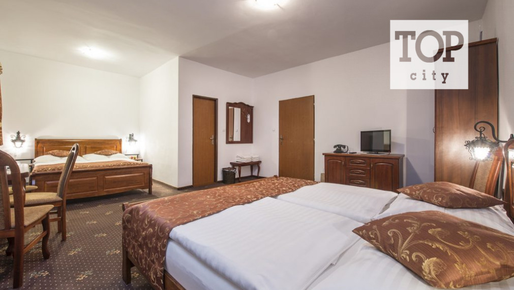 EXKLUZÍVNE Predaj Liptovský Ján, Hotel Svätojánsky kaštieľ.