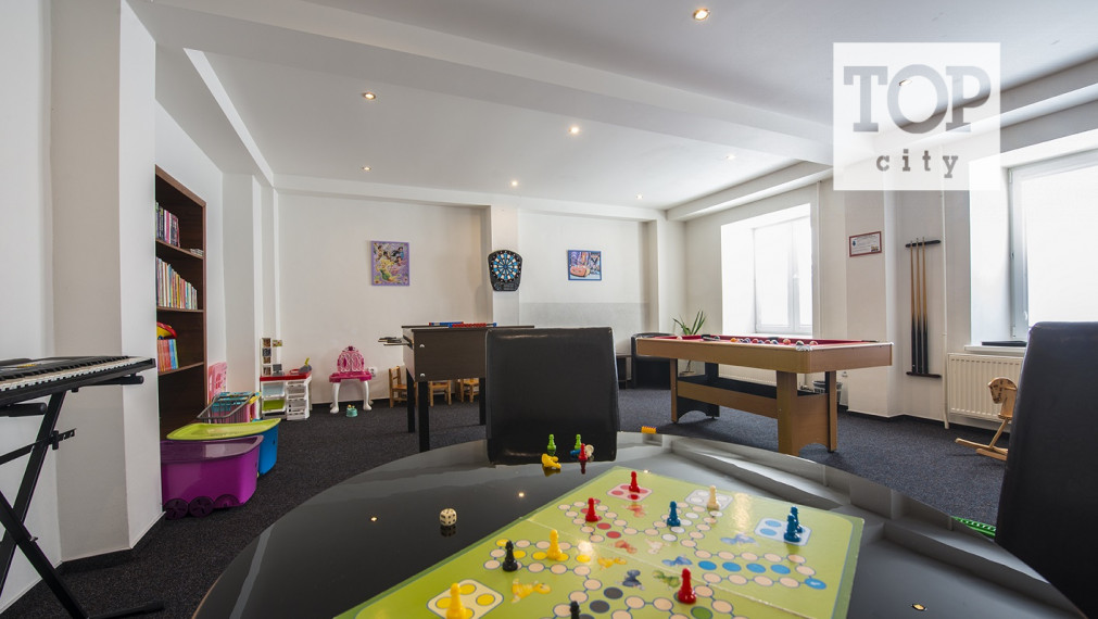 EXKLUZÍVNE Predaj Liptovský Ján, Hotel Svätojánsky kaštieľ.