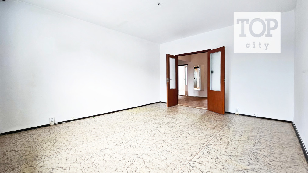 NA PRENÁJOM: 3 IZBOVÝ BYT V BLÍZKOSTI CENTRA - POPRAD, ZÁPAD