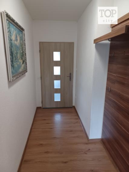 NA PREDAJ: 2 RODINNÉ DOMY POPRAD VEĽKÁ