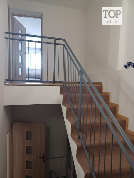 NA PREDAJ: 2 RODINNÉ DOMY POPRAD VEĽKÁ