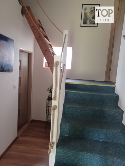 NA PREDAJ: 2 RODINNÉ DOMY POPRAD VEĽKÁ