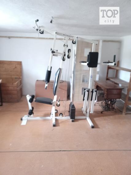 NA PREDAJ: 2 RODINNÉ DOMY POPRAD VEĽKÁ