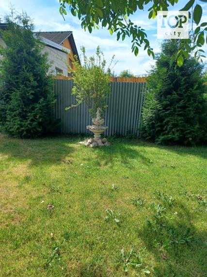 NA PREDAJ: 2 RODINNÉ DOMY POPRAD VEĽKÁ