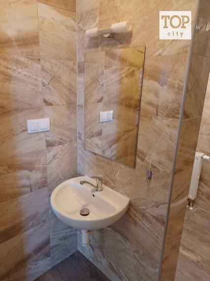 NA PREDAJ: 2 RODINNÉ DOMY POPRAD VEĽKÁ