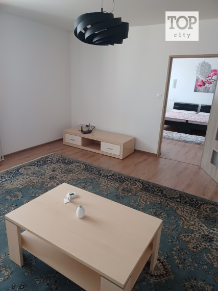 NA PREDAJ: 2 RODINNÉ DOMY POPRAD VEĽKÁ