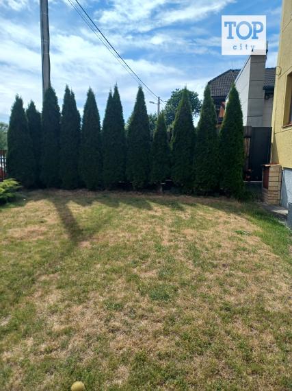 NA PREDAJ: 2 RODINNÉ DOMY POPRAD VEĽKÁ