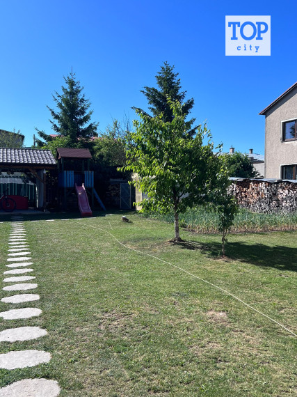 Predaj Spišská Belá 6 izbový rodinný dom, podlahová plocha 215 m2 a pozemok 783 m2.