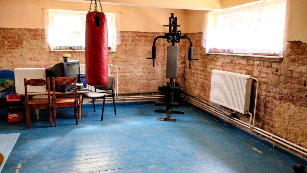 VIACGENERAČNÝ RODINNÝ DOM S MOŽNOSŤOU PODNIKANIA - KEŽMAROK