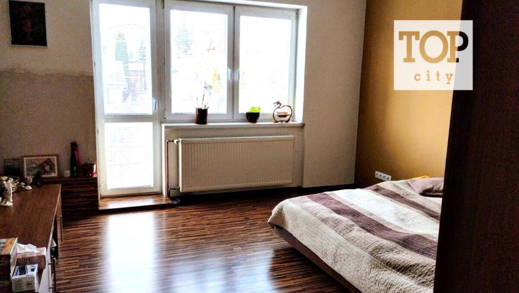 VIACGENERAČNÝ RODINNÝ DOM S MOŽNOSŤOU PODNIKANIA - KEŽMAROK