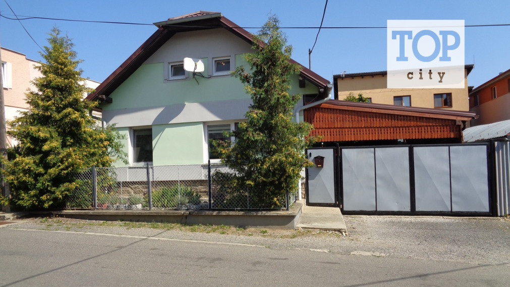 Predaj 5 izbový RD Kežmarok -  M.Slavkov 200 m2,pozemok 412 m2.