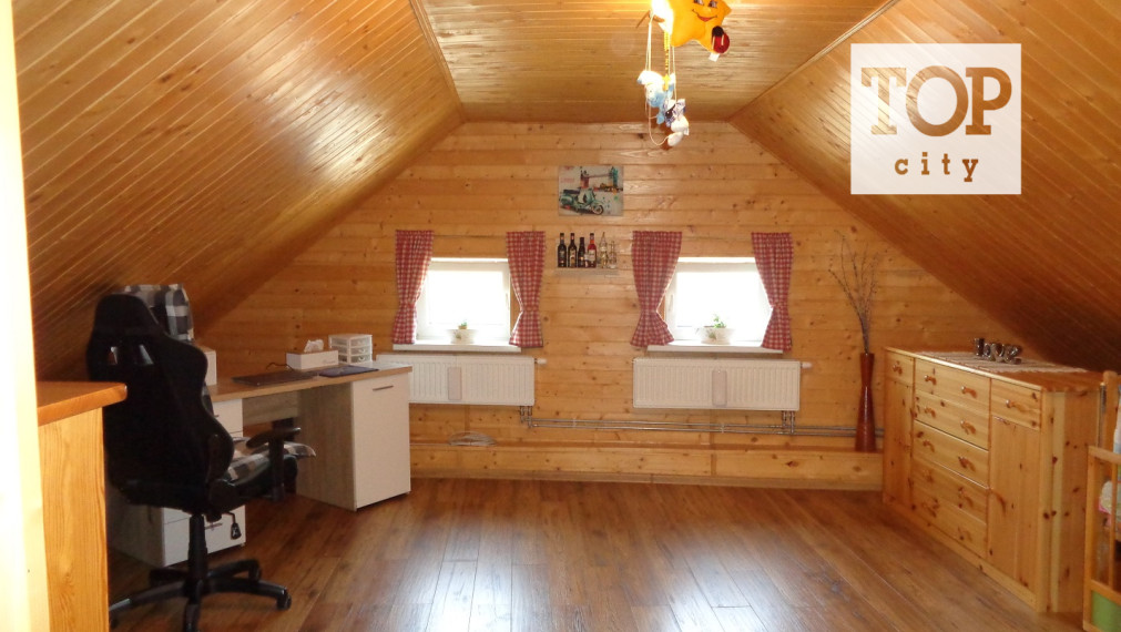 Predaj 5 izbový RD Kežmarok -  M.Slavkov 200 m2,pozemok 412 m2.