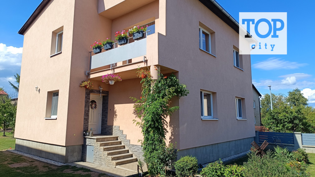 REZERVOVANÉ - Predaj Spišská Belá 6 izbový rodinný dom, podlahová plocha 215 m2 a pozemok 783 m2.