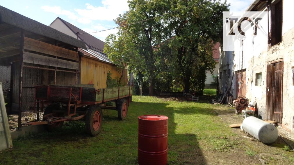 EXLUZÍVNE v Slovenskej Vsi predaj 4 izb. RD o ploche 200 m2 a pozemok 896 m2.