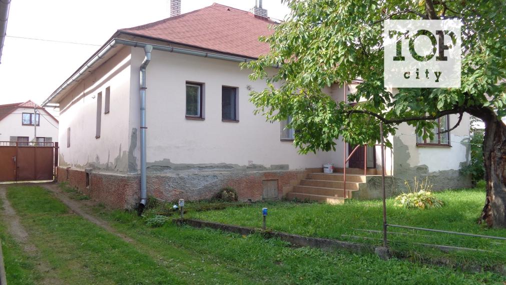 EXLUZÍVNE v Slovenskej Vsi predaj 4 izb. RD o ploche 200 m2 a pozemok 896 m2.