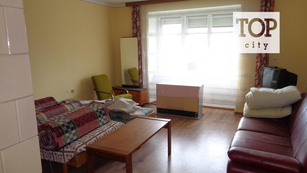 EXLUZÍVNE v Slovenskej Vsi predaj 4 izb. RD o ploche 200 m2 a pozemok 896 m2.