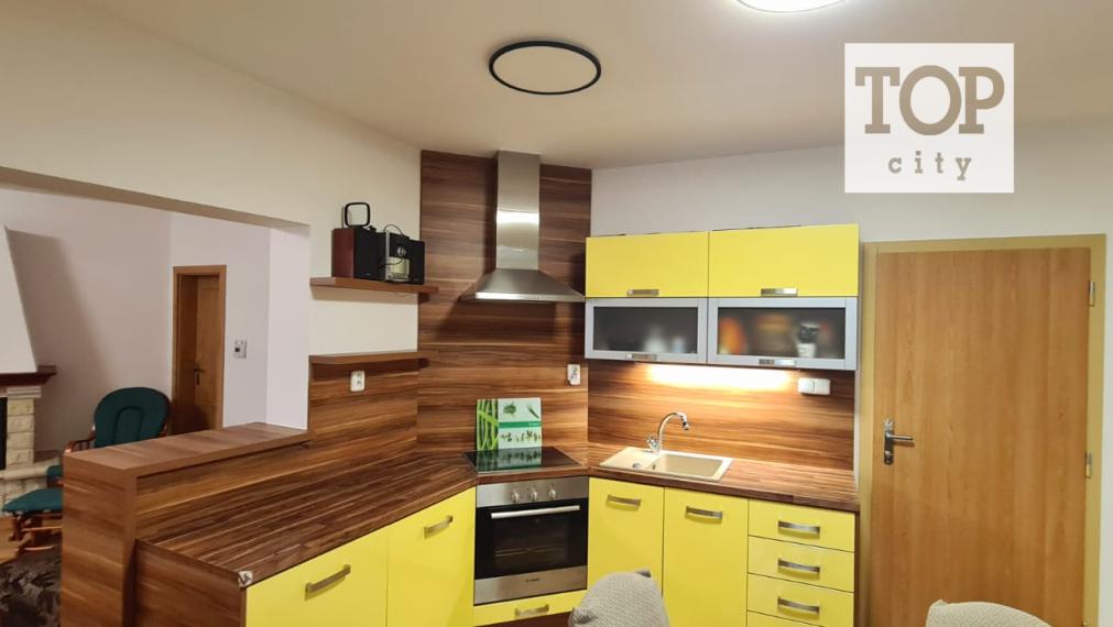 Predaj Vysoké Tatry  ,2 izbový Apartmán , kompletne zariadený , 80,5 m2.