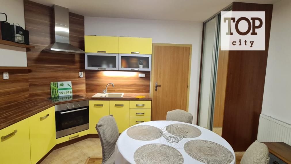 Predaj Vysoké Tatry  ,2 izbový Apartmán , kompletne zariadený , 80,5 m2.