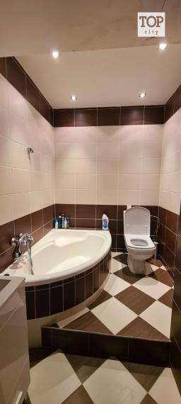 Predaj Vysoké Tatry  ,2 izbový Apartmán , kompletne zariadený , 80,5 m2.