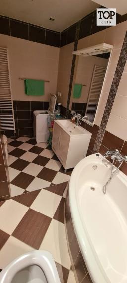 Predaj Vysoké Tatry  ,2 izbový Apartmán , kompletne zariadený , 80,5 m2.