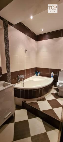 Predaj Vysoké Tatry  ,2 izbový Apartmán , kompletne zariadený , 80,5 m2.