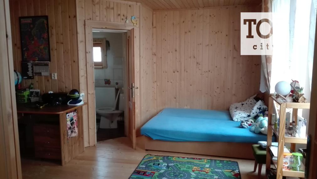 Predaj Stráne pod Tatrami 4 izb. ,2 generačný RD 215 m2 .