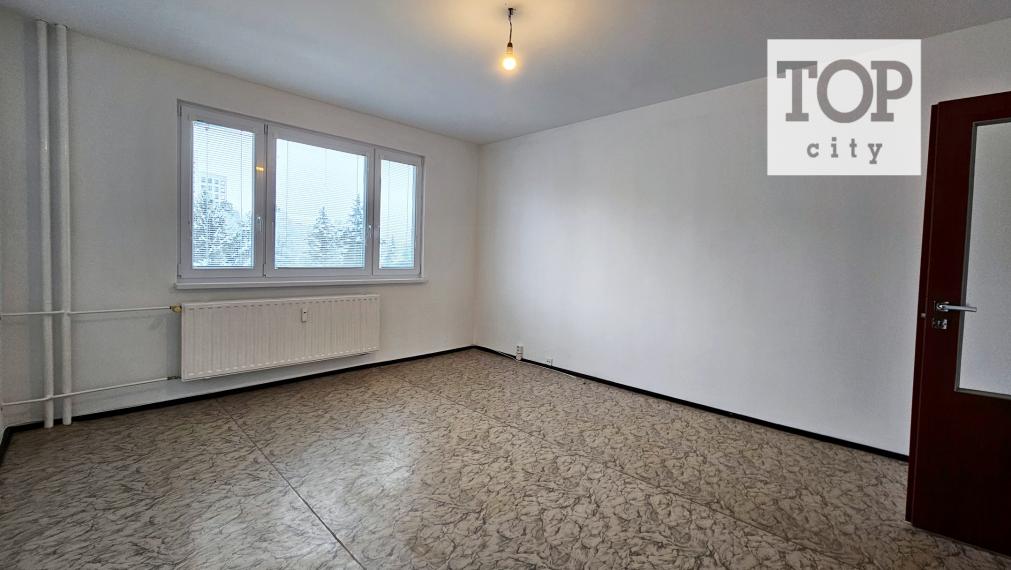 NA PRENÁJOM: 3 IZBOVÝ BYT V BLÍZKOSTI CENTRA - POPRAD, ZÁPAD