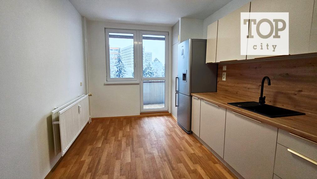 NA PRENÁJOM: 3 IZBOVÝ BYT V BLÍZKOSTI CENTRA - POPRAD, ZÁPAD