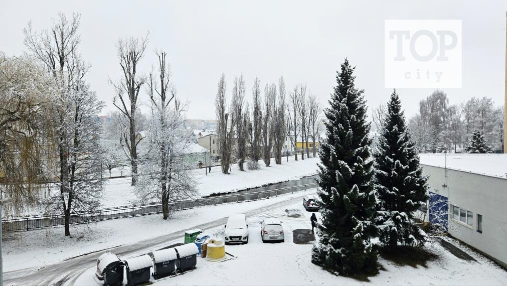 NA PRENÁJOM: 3 IZBOVÝ BYT V BLÍZKOSTI CENTRA - POPRAD, ZÁPAD