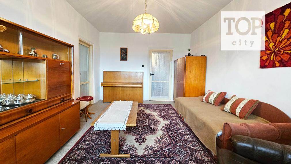 NA PREDAJ: PRIESTRANNÝ 3 IZBOVÝ BYT - POPRAD, CENTRUM