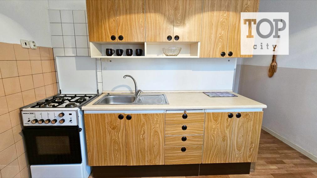 NA PREDAJ: PRIESTRANNÝ 3 IZBOVÝ BYT - POPRAD, CENTRUM