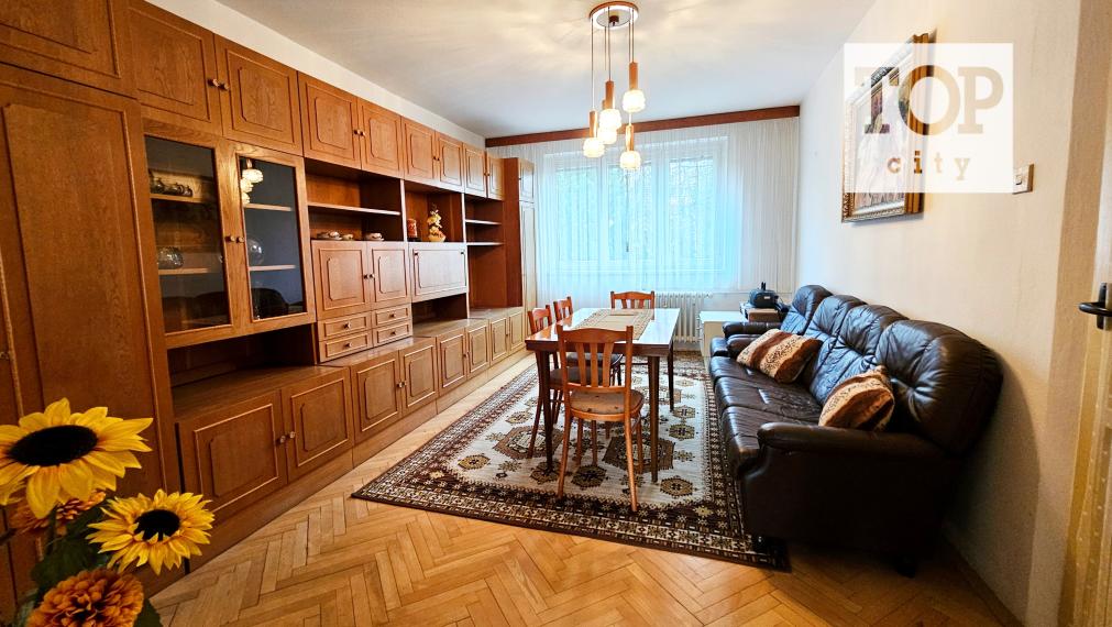 NA PREDAJ: PRIESTRANNÝ 3 IZBOVÝ BYT - POPRAD, CENTRUM