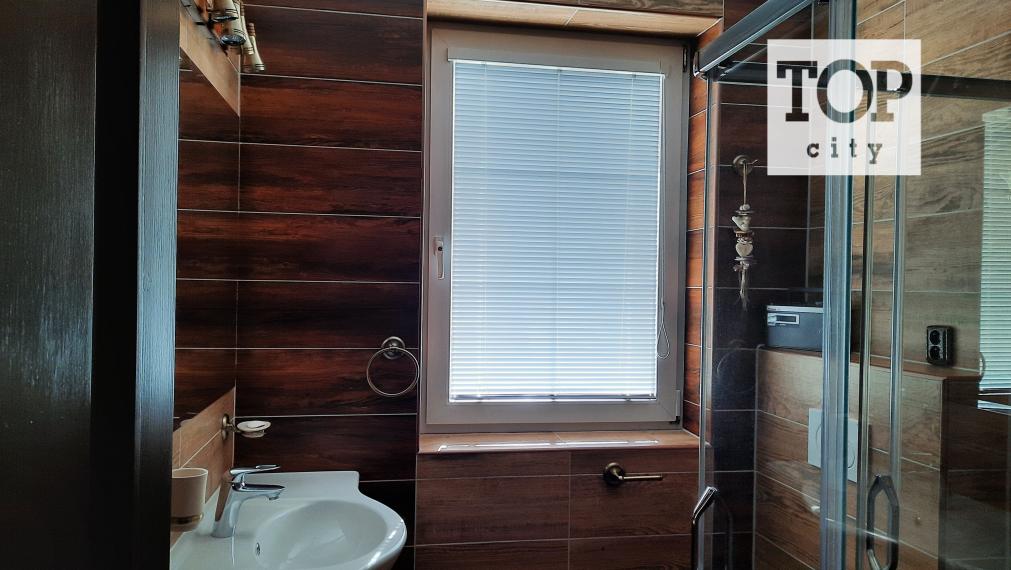 EXKLUZÍVNE predaj 4 izb. rodinný dom ,180 m2 ,pozemok 533 m2.