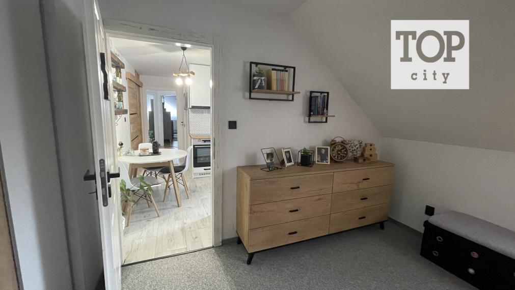 EXKLUZÍVNE NA PREDAJ RODINNÝ DOM V ŽAKOVCIACH