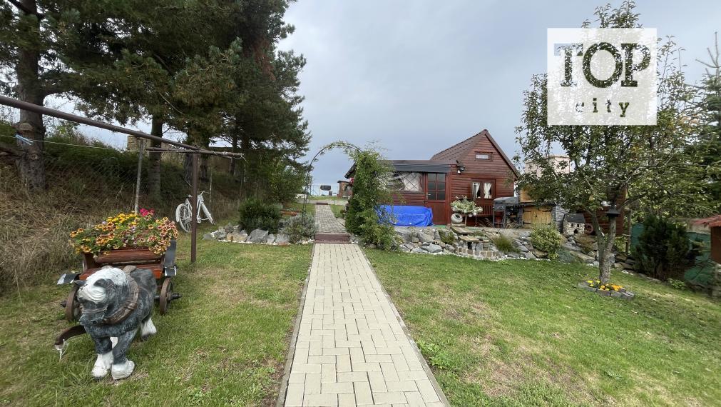 EXKLUZÍVNE NA PREDAJ RODINNÝ DOM V ŽAKOVCIACH