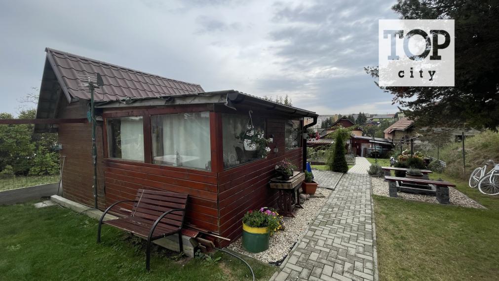 EXKLUZÍVNE NA PREDAJ RODINNÝ DOM V ŽAKOVCIACH